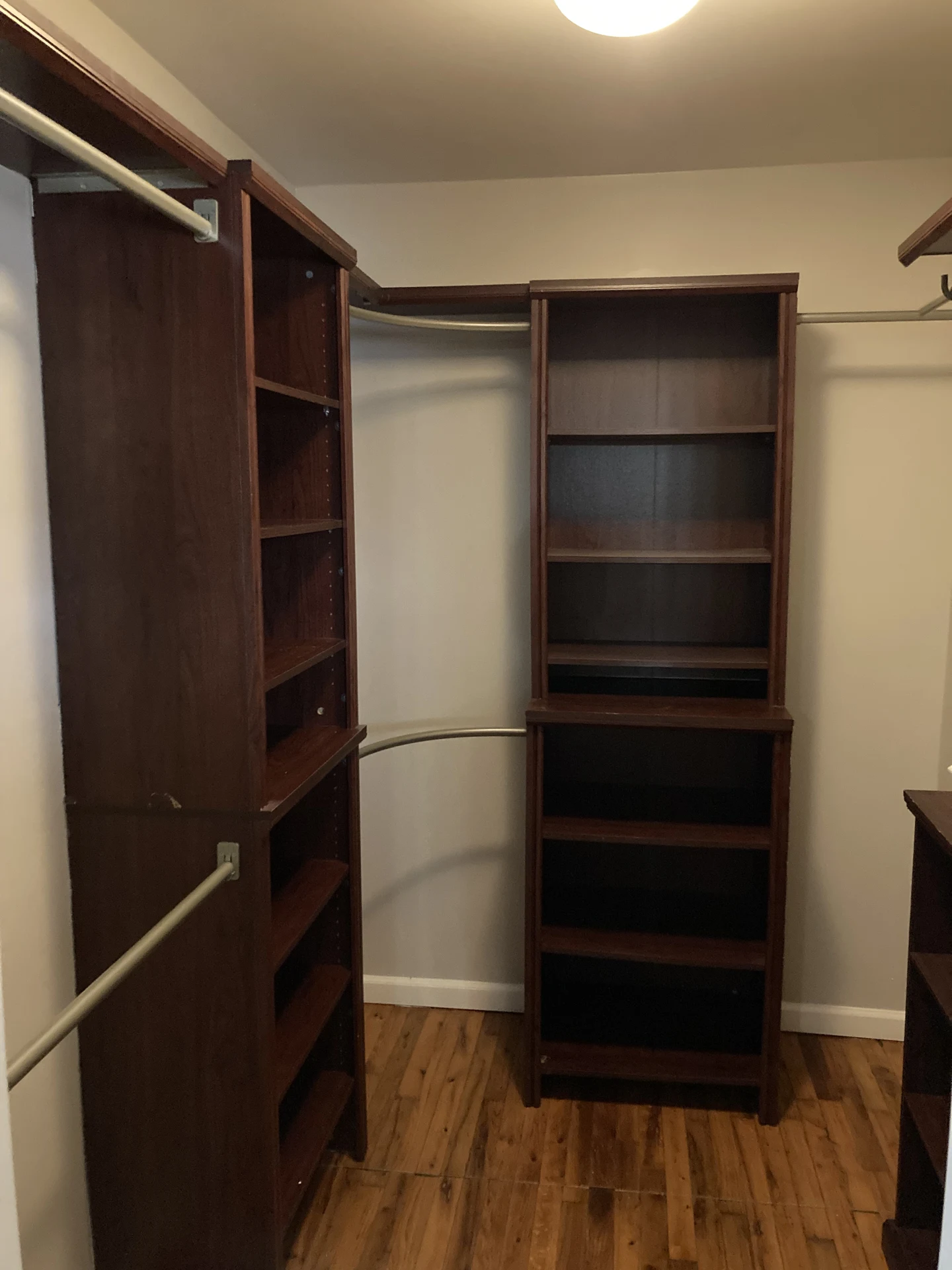 Unit 21, interior photo 7